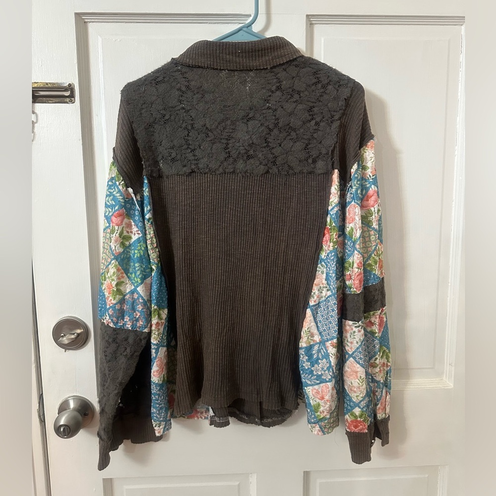 NWOT POL Women's Pactchwork Shacket/Shirt - Picture 5 of 8